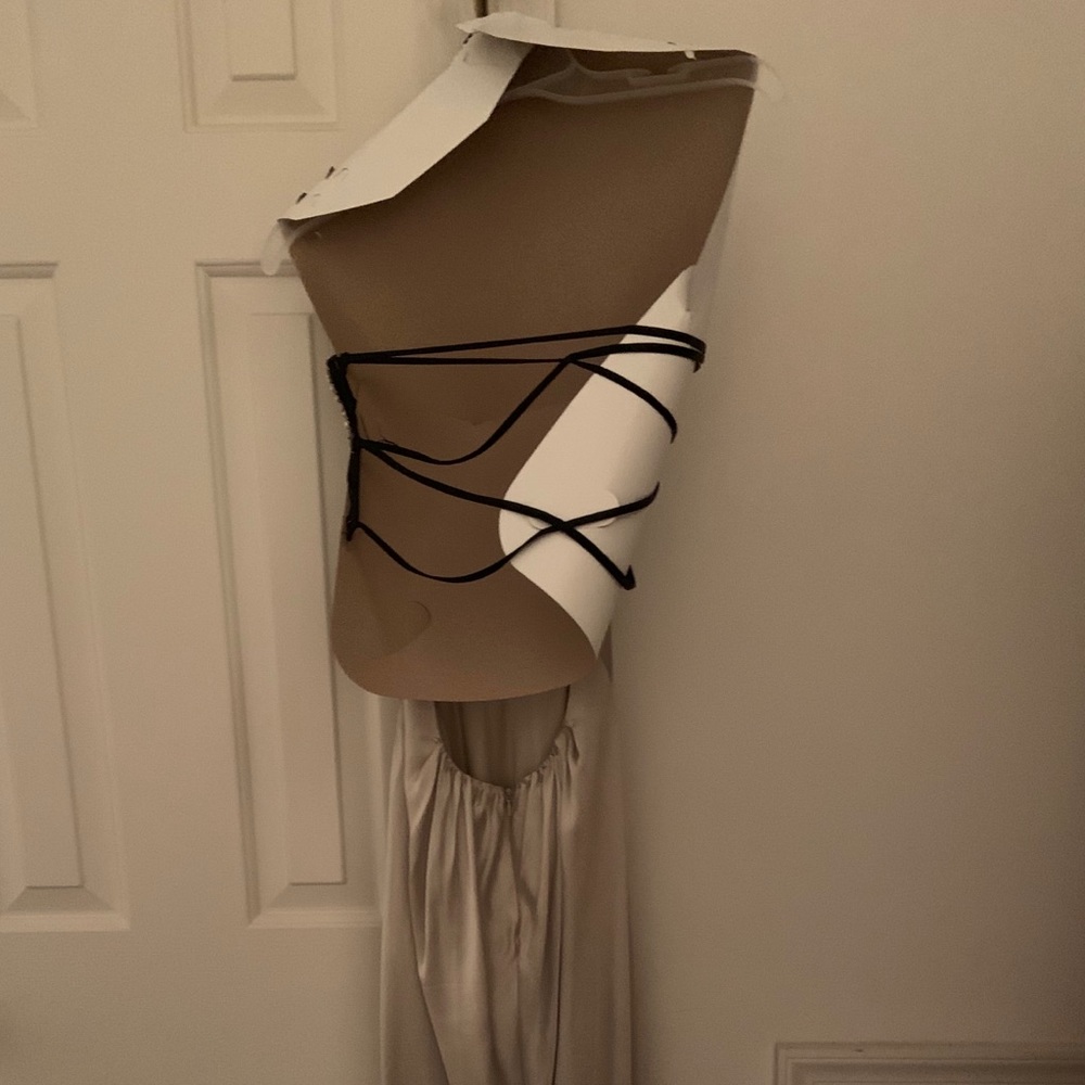 Mignon gown - Picture 5 of 6